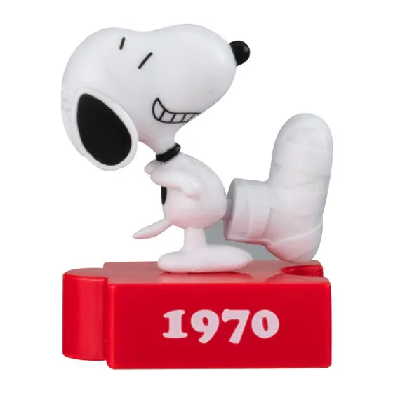 PEANUTS 75th anniversary figure collection 1970s
