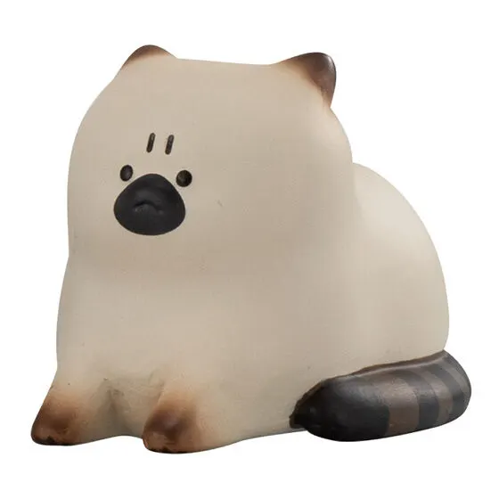 怒った猫ちゃあぁぁん3 スフィンクスで怒ってる猫ちゃん