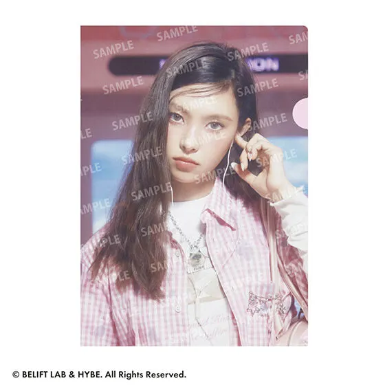 ILLIT クリアファイルコレクション YUNAH