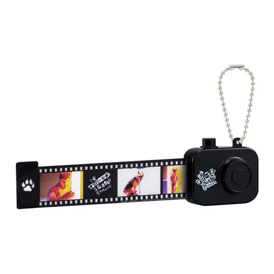 THE オリバーな犬、(Gosh!!)このヤロウ MOVIE カメラネガ風チャーム デザイン C