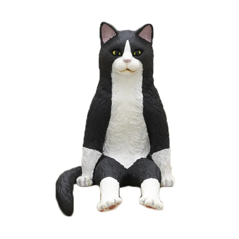 座る猫 ラインナップ 4