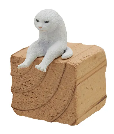 座る変な猫 ラインナップ 2