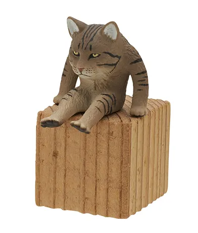 座る変な猫 ラインナップ 3