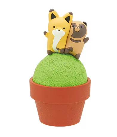 タヌキとキツネ 鉢植えフィギュア 寝そべりタヌキ