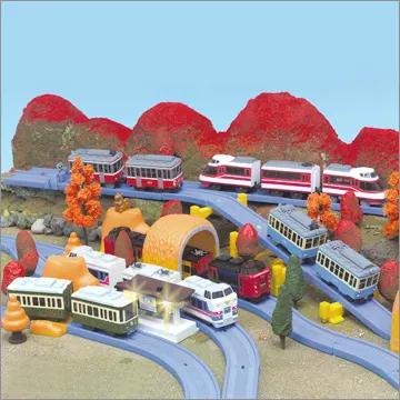 カプセルプラレール 行楽列車編(画像)