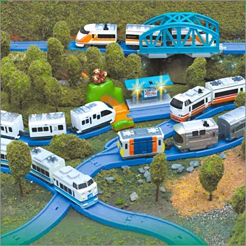カプセルプラレール リゾート特急編(画像)