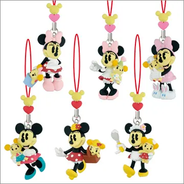 ディズニーキャラクター ミニー&ベアフィギュアストラップ(画像)
