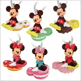 ディズニーキャラクター 水玉スウィーツマスコットの画像