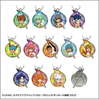 劇場版「イナズマイレブンGO vs ダンボール戦機W」 エンブレムメタルマスコットの画像